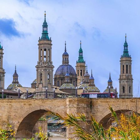 Apartamentos El Pilar Suites 3000 Zaragoza Eksteriør billede