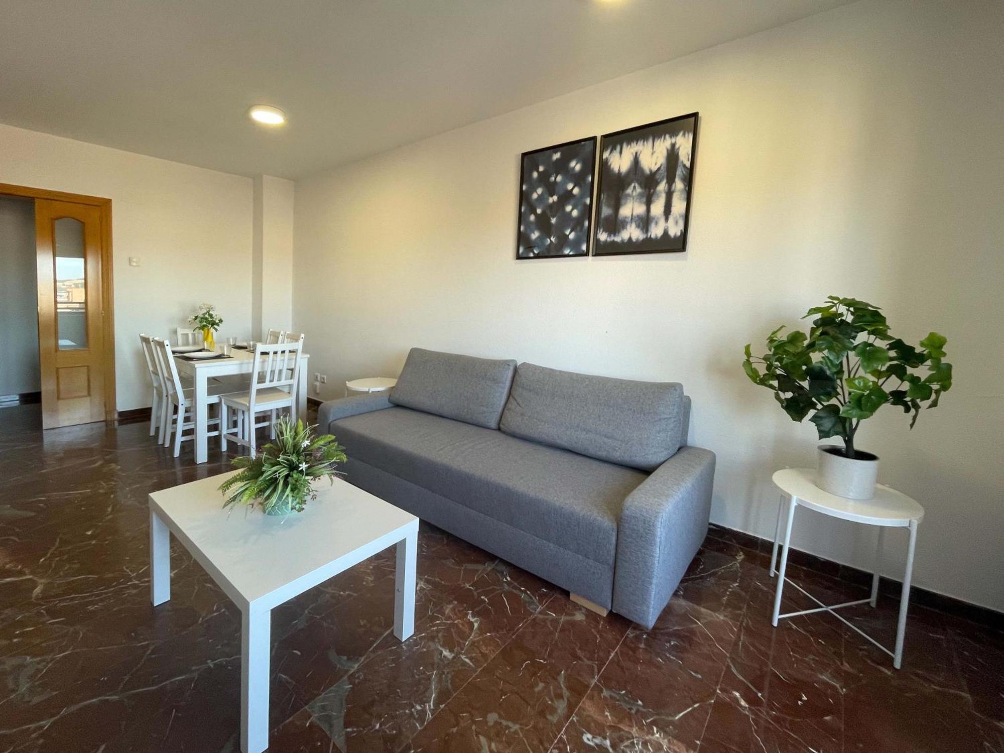 Apartamentos El Pilar Suites 3000 Zaragoza Eksteriør billede