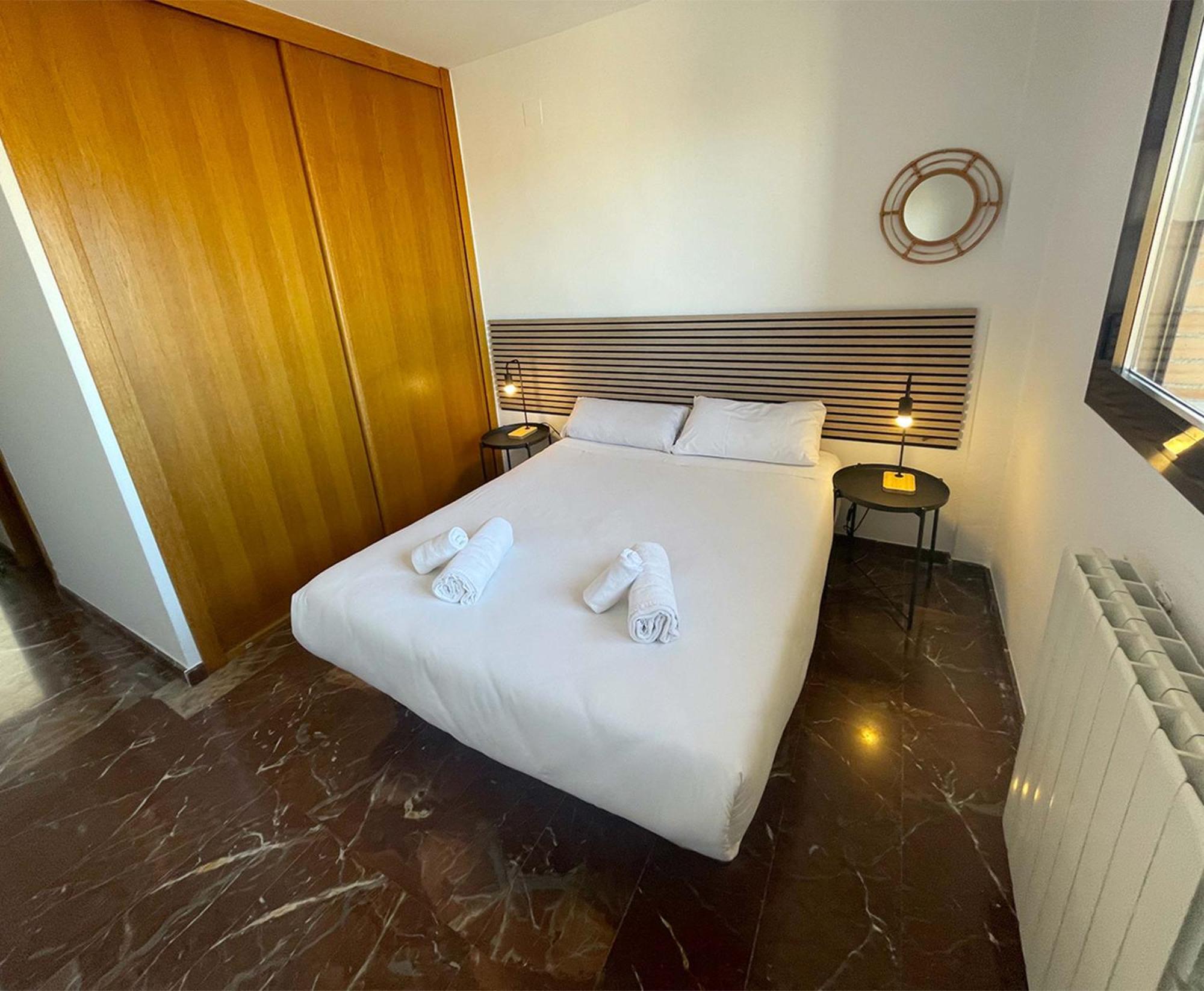 Apartamentos El Pilar Suites 3000 Zaragoza Eksteriør billede